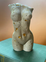 Load image into Gallery viewer, Rose Quartz Goddess Statue